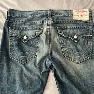True Religion Ricky Jeans 💕 || (USED)